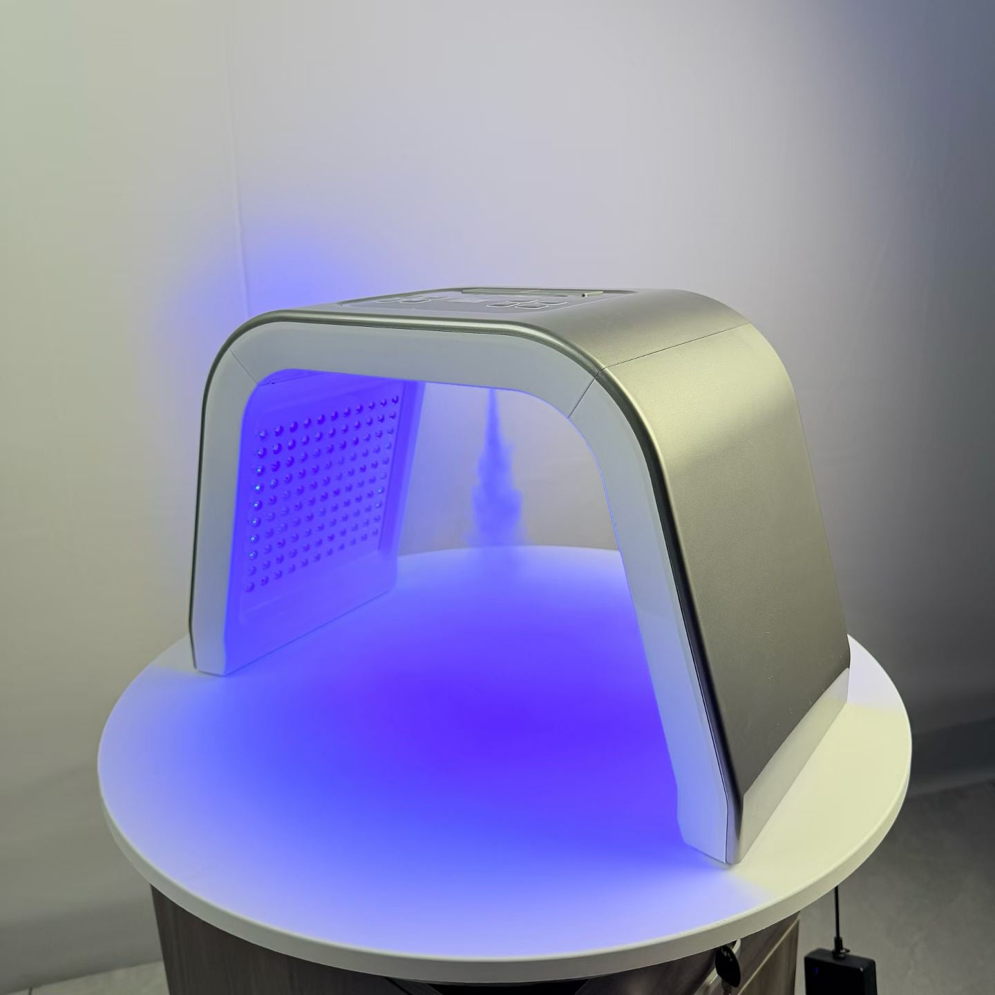 7-Color LED Light Therapy Device